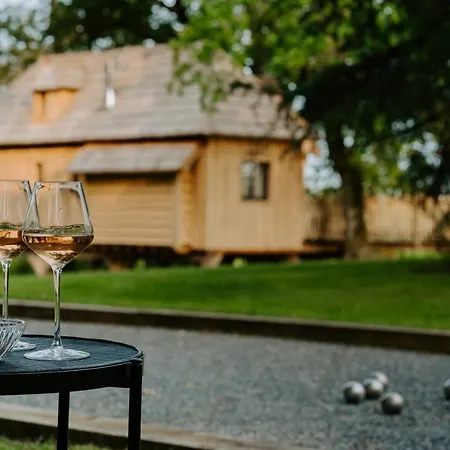 Les Girondines-lodges & * Martillac