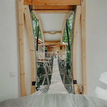 Les Girondines-lodges & Lodge