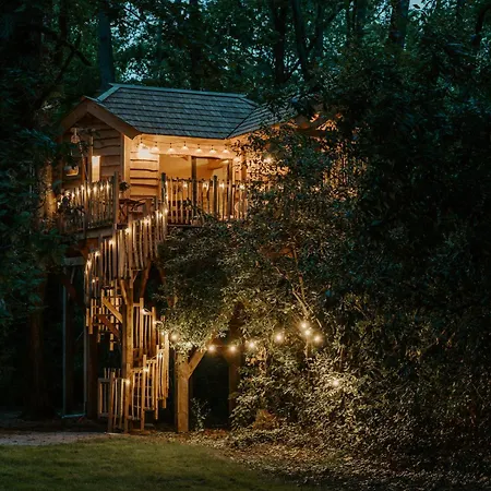 Les Girondines-lodges &