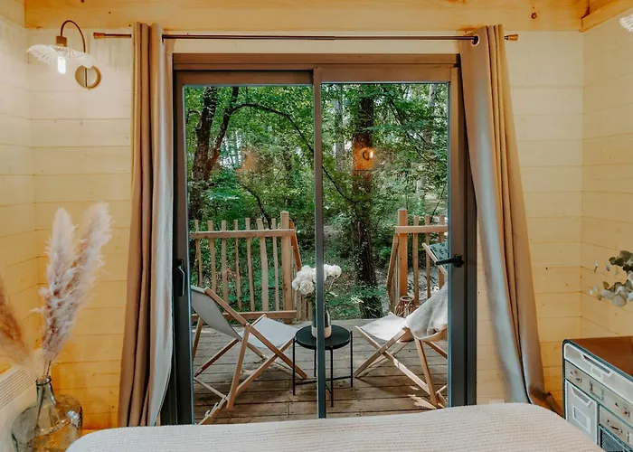 Les Girondines-lodges & Lodge *